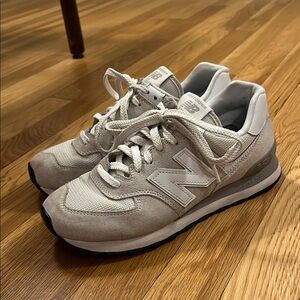 New Balance 574 Sneakers Women’s 8
